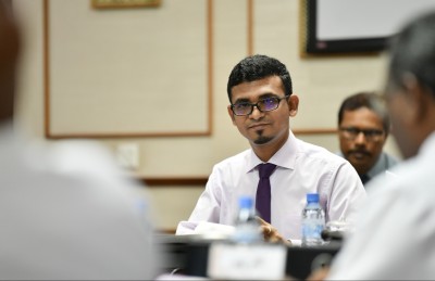 ބަޖެޓުގެ އަކުރަކަށް ވެސް ބަދަލެއް ނުގެންނަން: މުނައްވަރު