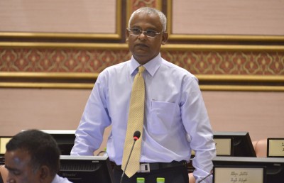 އިބޫ ހުވާކުރައްވާ ރަސްމިއްޔާތަށް ކުރީގެ މެމްބަރުންނަށް ދައުވަތު ދިނުމުގައި ދަތިތަކެއް