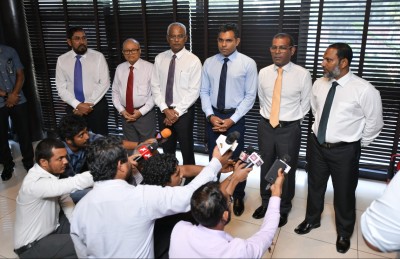އިބޫއަށް އެންމެ މަތީ މަޝްވަރާ އަރުވާނީ ހަތަރު ލީޑަރުން