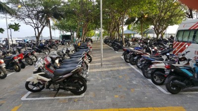 މަސްވެރިންގެ ޕާކުގައި ވަގުތީ ޕާކިންގް ޒޯންތަކެއް ހަދައިފި
