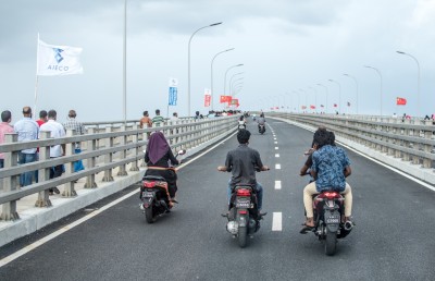 ފުރަތަމަ 100 ދުވަހު 5،000 ހެލްމެޓް ސަރުކާރުން ބަހަނީ