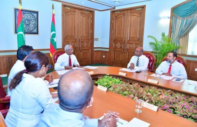ކޮރަޕްޝަނާ ގުޅޭ ކަންކަމުން ދުރުވެ ތިއްބެވުމަށް ވަޒީރުންނަށް އިލްތިމާސް ކުރައްވައިފި