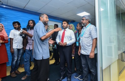 ހެލްތު މިނިސްޓަރު އަމީންގެ ފުރަތަމަ ޒިޔާރަތް އައިޖީއެމްއެޗާއި އޭޑީކޭއަށް