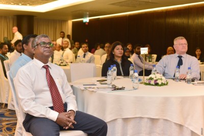 މޯލްޑިވްސް އިންސްޓިޓިއުޝަނަލް އިންވެސްޓްމެންޓް ސެމިނާ ފަށައިފި