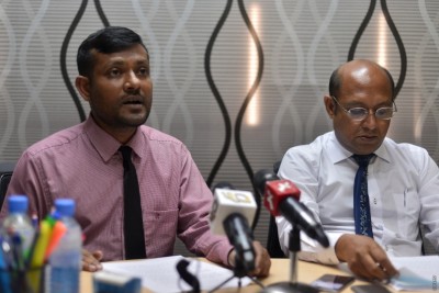 ޝަރުއީ ދާއިރާއާ މެދު ނަފްރަތު އުފައްދާ ކަމަށް ބުނެ ގާނޫނީ ވަކީލު ނާޒިމް ސަސްޕެންޑުކޮށްފި