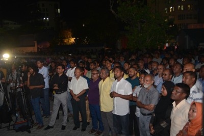 ކާޑު އަގުބޮޑުވާ މައްސަލައިގައި އިދިކޮޅު ފަރާތްތަކުން އެއްވުމެއް ބާއްވައިފި