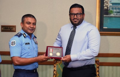 އަދީބާއި ހުސެއިން ވަހީދުގެ ރޭވުމަކީ ނާޒިމްގެ ސިޔާސީ ހަޔާތް ބަރުބާދުކުރުން: ވަކީލް