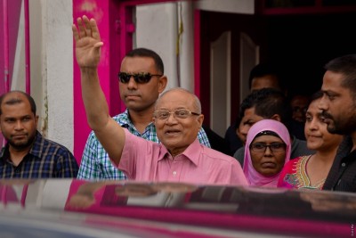 ރައީސް ޔާމީން ބޭއްވި ކައުންސިލުން ސައްޚައެއް ނޫން: މައުމޫން ފެކްޝަން