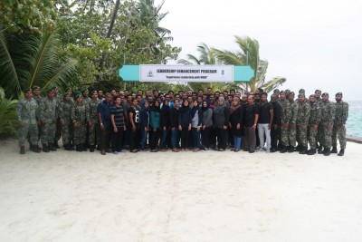 އެމްއެންޑީއެފުން އޭޖީ އޮފީހުގެ މުވައްޒަފުންނަށް ލީޑާޝިޕް އެންހޭންސްމަންޓް ޕްރޮގްރާމެއް ހިންގައިފި