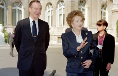 އެމެރިކާގެ ކުރީގެ ރައީސް ޖޯޖް ބުޝް އަވަހާރަވެއްޖެ