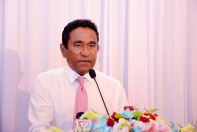 ޑިމޮކްރެސީގައި މައްސަލަތައް ހައްލުނުކުރެވޭނަމަ ދާން ޖެހޭނީ ކޯޓަށް: ރައީސް