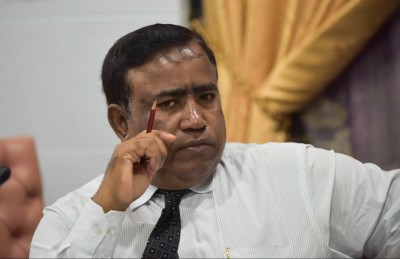 ވަޒީރުން ވައްކަން ކުރަން ފުރުސަތެއް ނުދޭނަން: ޣަފޫރު