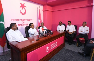 ސަރުކާރު ޒިންމާދާރު ކުރަން ޖެހޭނީ ރައްޔިތުން: ޔާމީން