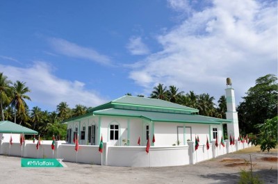 ސައުދީގެ ހިލޭ އެހީގައި ނޭކުރެންދޫގައި އިމާރާތް ކުރި މިސްކިތް ހުޅުވައިފި