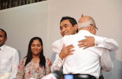 ރައީސް ޔާމީނާ ޕީޕީއެމް ހަވާލު ކުރަން ސުޕްރީމް ކޯޓުން ވެސް ތާއިދުކޮށްފި