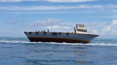 ހަނިފަރަށް ދޯންޏެއް އަރައި ފަރަށް ބޮޑު ގެއްލުންތަކެއްވެއްޖެ