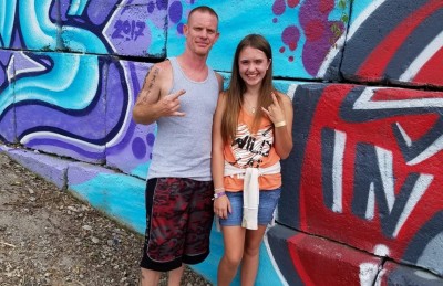 ބުލީ ކުރާތީ އަދަބެއްގެ ގޮތުން ފައިމަގުގައި ދަރިފުޅު ސްކޫލަށް ފޮނުވައިފި