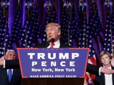 "ޑޮނަލްޑް ޓްރަމްޕް، އެމެރިކާގެ ވޯޓު ދޭ މީހާއާ އެކު ހަދާފައިވާ އެއްބަސްވުން"