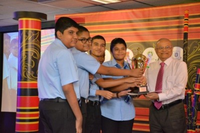 މަޒުމޫން އަދި ކުރުވާހަކަ ލިޔުމުގެ ގައުމީ މުބާރާތުގައި ބައިވެރިވުމަށް ހުޅުވާލައިފި