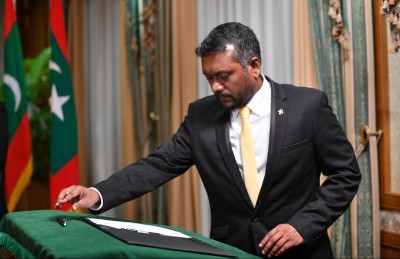 މިނިމަމް ވޭޖާ ބެހޭ ބޯޑެއް އުފައްދަން އިކޮނޮމިކް މިނިސްޓަރު އެދިވަޑައިގެންފި