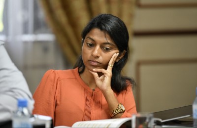 ކޮރަޕްޝަން ފަޅާ އަރުވާލާ މީހުންނަށް ފިޔަވަޅު އަޅާ ނަމަ، ޖަލު ހުކުމެއް