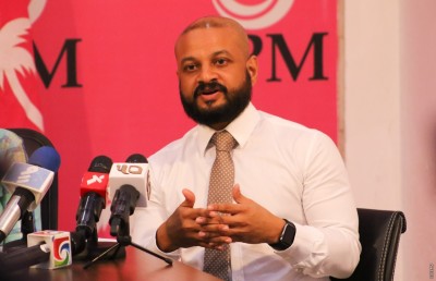 ބޮޑު ޚިޔާނާތާ ގުޅިގެން އެކަށީގެންވާ ފިޔަވަޅު އަޅާތަނެއް ނުފެނޭ: ފާރިސް