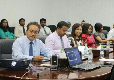 ރާއްޖޭގެ އާ ސަފީރުންނަށް ތަމްރީނު ދީފި