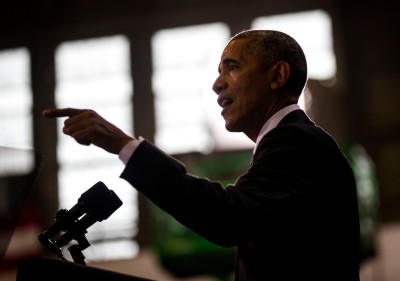 'ރަޝިއާއިން ހެކްކުރި' މައްސަލަ ތަހުގީގު ކުރަން އޮބާމާ އަމުރު ކުރައްވައިފި