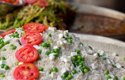 އިންޑިއާގައި ކުނި ބަތެއް ކައިގެން 11 މީހުން މަރުވެއްޖެ