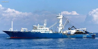 ފަޅުވެރިއަކު ބަލިވެގެން ސްޕެއިންގެ ދާ އަޅާ މަސްބޯޓެއް ރާއްޖެއަށް