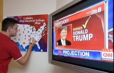 އެމެރިކާގެ އިލެކްޓަރުންގެ ވޯޓުލުން މިއަދު، ވާނީ ކިހިނެއް؟