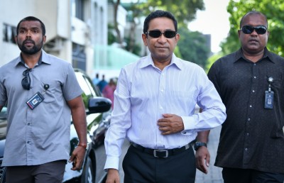 ޔާމީންގެ އެކައުންޓްތައް ފްރީޒްކުރި އަމުރު އިސްތިއުނާފް ކުރަން ހުށަހަޅައިފި