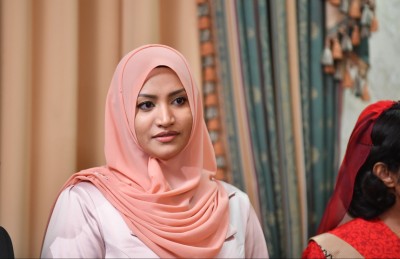 މާފަރު އެއާޕޯޓުގެ މަޝްވަރާތަކަށް މިނިސްޓަރު އައިޝާ އަބޫދާބީ އަށް