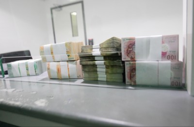 ވަޒީފާއިން ވަކިކުރީ ރަނގަޅަކަށް ނޫން! މާލީ ބުރަ ދައުލަތަށް!