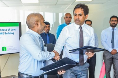 ފަސް ބާވަތެއްގެ ދިވެހި އުފެއްދުންތަކެއް އުފެއްދުމަށް ހުޅުމާލެއިން ބިމެއް ދީފި