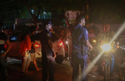 މޫނު ނިވާކޮށްގެން ތިބި ބަޔަކު ހަ ލައްކައެއްހާ ރުފިޔާ ފޭރިގެންފި