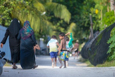 ކައިވެނިކޮށްގެން ތިބި މީހުންނަށް ވެސް އެކަނިވެރި މައިންގެ ފައިސާ ދީފައިވޭ