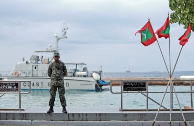 ރާއްޖެ އަތްދަށުލުމުގެ ވިސްނުމާއި ރޭވުން!