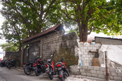 މާފަންނުއާގޭގައި އަމިއްލަ މީހަކު ހަދާފައި ހުރި ގުދަނެއް ހުސްކުރަން އެންގި މައްސަލަ ކޯޓަށް