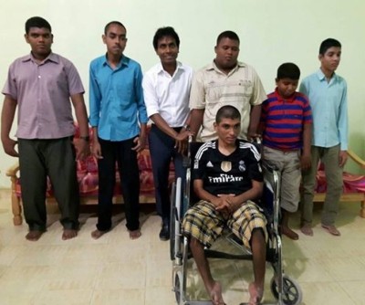 ހައިރާންނުވޭ، ޕްރޮފެސަރުގެ ވެބްސައިޓް ހަދަނީ މިކުދިން!