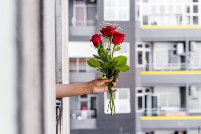 ކުރީގެ އަނބިމީހާ، ހިލޭ ފިރިހެނަކާ ގުޅުން ބޭއްވި ކަމަށް ބުނި މީހާއަށް ބޮޑު އަދަބެއް