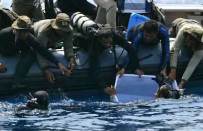 ވެއްޓުނު ލަޔަން އެއާގެ ކަޅުފޮށި ހޯދައިފި