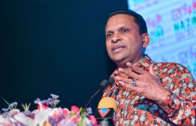 މަޖިލީހަށް ހޮވަން ޖެހޭނީ ތަނަވަސް، ފޯރުންތެރި މީހުން: ނާޒިމް