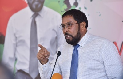 މަޖިލިހުގެ އިންތިޚާބާ ގުޅުވައިގެން ނަޝީދު ދައްކަވާ ވާހަކަފުޅުތަކަށް ގާސިމްގެ ހޫނު ރައްދެއް!