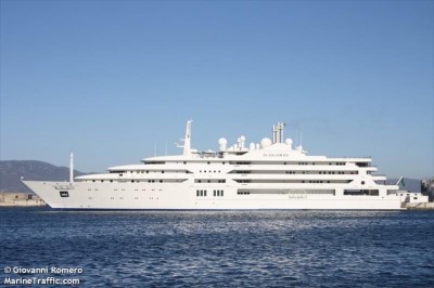 ސައުދީ ރަސްގެފާނުގެ ލަގްޒަރީ ޔޮޓް ރާއްޖޭގައި ބަނދަރުކޮށްފި