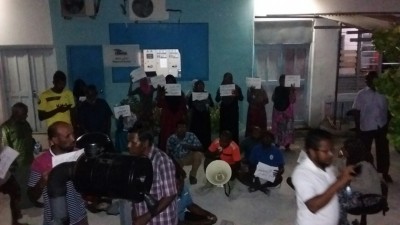 މަޑުއްވަރީން ކަރަންޓު ކެނޑި، ރަށް ކަނު އަނދިރީގައި