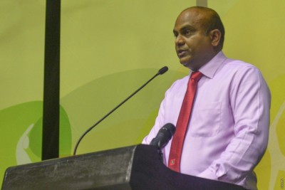 މާދަމާ އޮތީ ފަހު އިމްތިހާނު، ކާމިޔާބުކުރުމަށް ސަޕޯޓަރުންގެ އެހީ ބޭނުން: ލަތީފް
