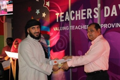 ދިވެއްސަކާ އިނދެގެން އުޅުނު ޔަމަނު މީހަކު ހައްޔަރުކޮށް، އިމިގްރޭޝަނާ ހަވާލުކޮށްފި