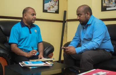 ސުނާމީގައި އެހީތެރިޔަކަށް، މިހާރު ވެރިޔަކަށް!