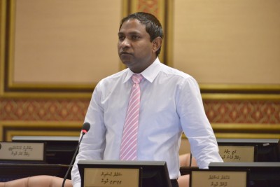 މެމްބަރު ސައުދު އިދިކޮޅު ފަރާތްތަކާ ގުޅިވަޑައިގެންފި